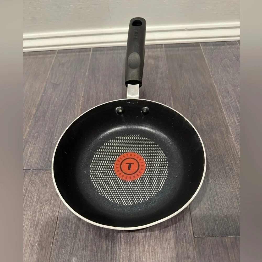 T-fal Small Black Nonstick Fry Pan